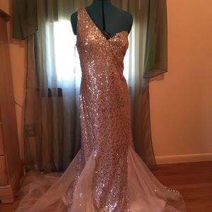 Plus size prom/ pageant dress